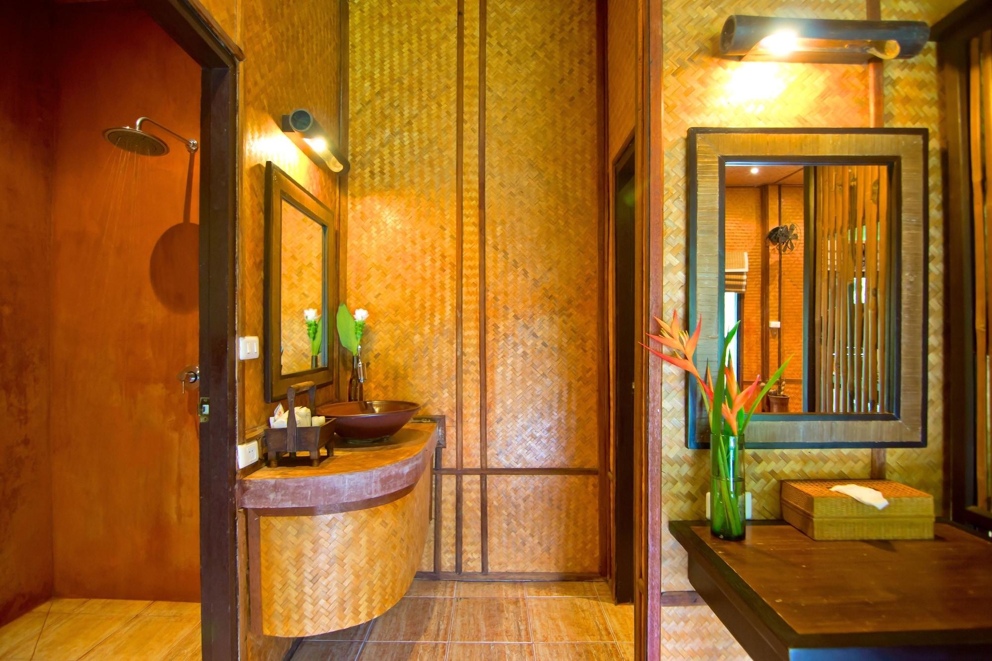 Hmong Hilltribe Lodge Mae Rim Εξωτερικό φωτογραφία