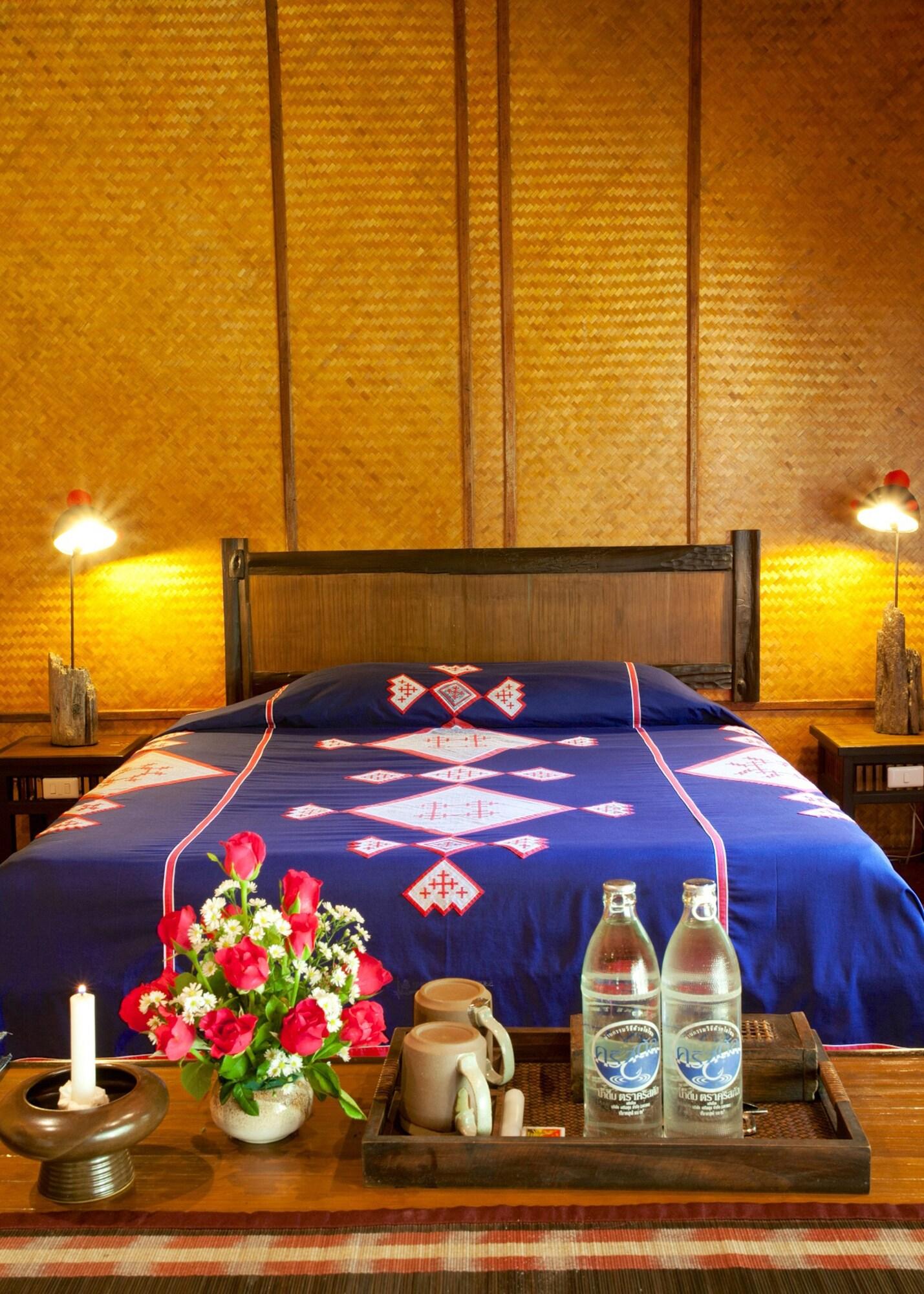 Hmong Hilltribe Lodge Mae Rim Εξωτερικό φωτογραφία