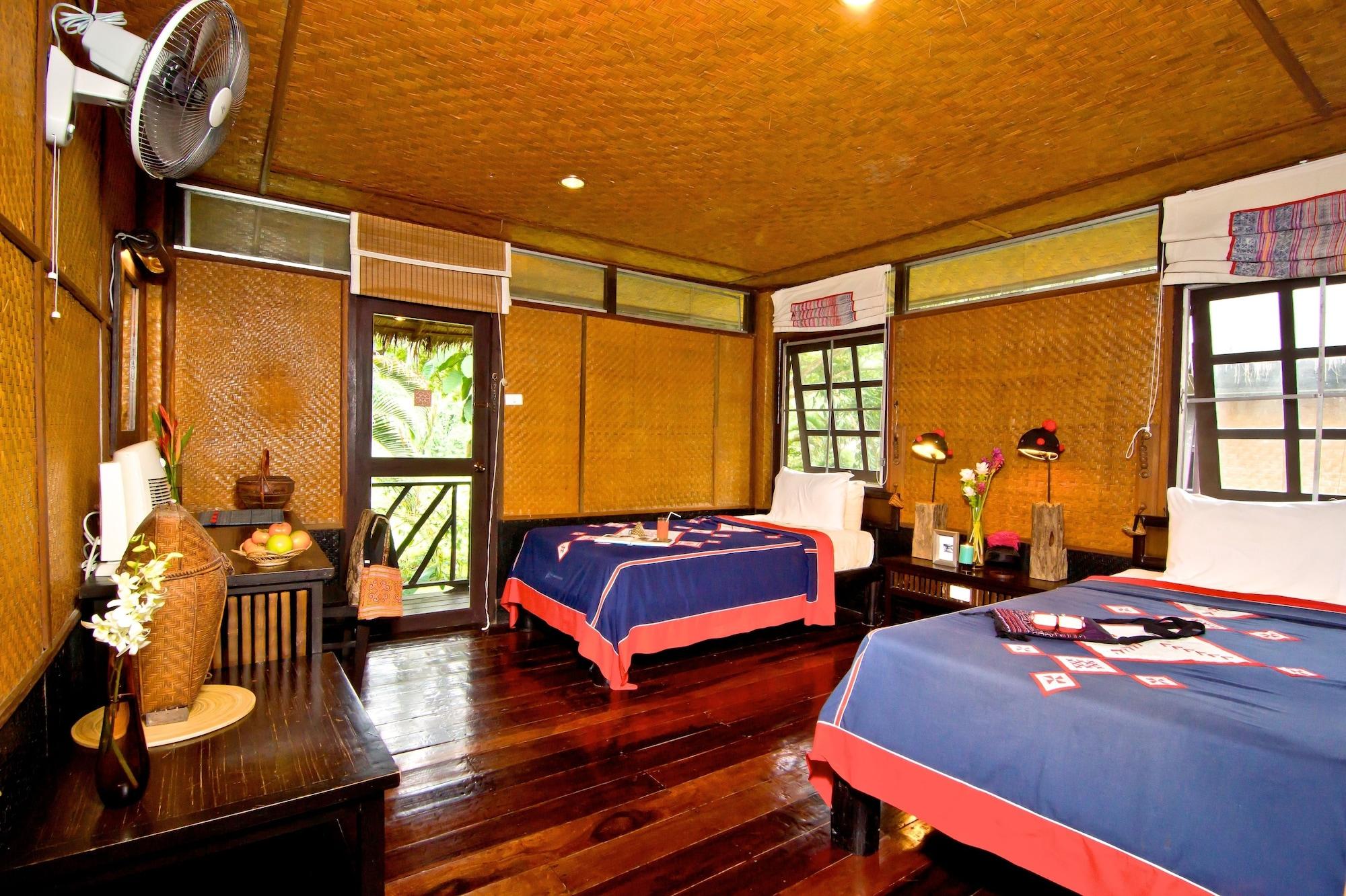 Hmong Hilltribe Lodge Mae Rim Εξωτερικό φωτογραφία