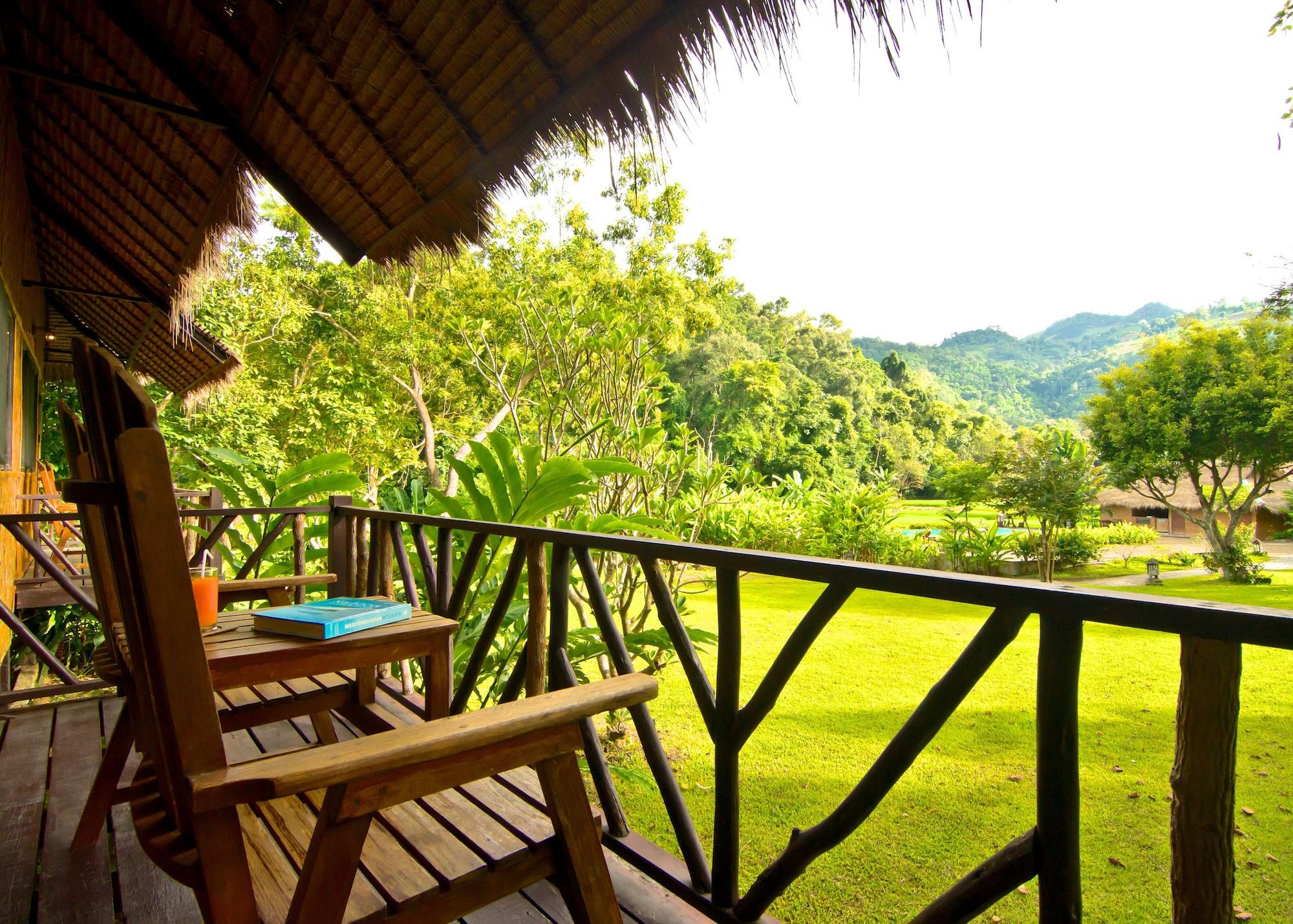 Hmong Hilltribe Lodge Mae Rim Εξωτερικό φωτογραφία