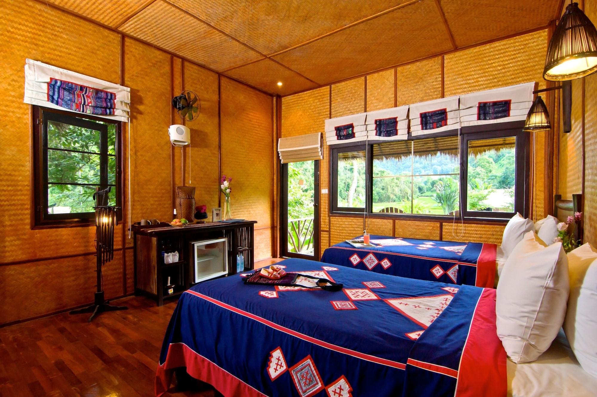 Hmong Hilltribe Lodge Mae Rim Εξωτερικό φωτογραφία