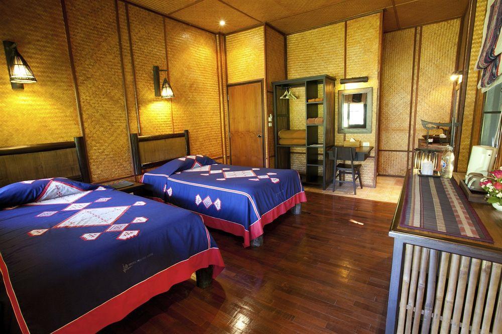 Hmong Hilltribe Lodge Mae Rim Εξωτερικό φωτογραφία