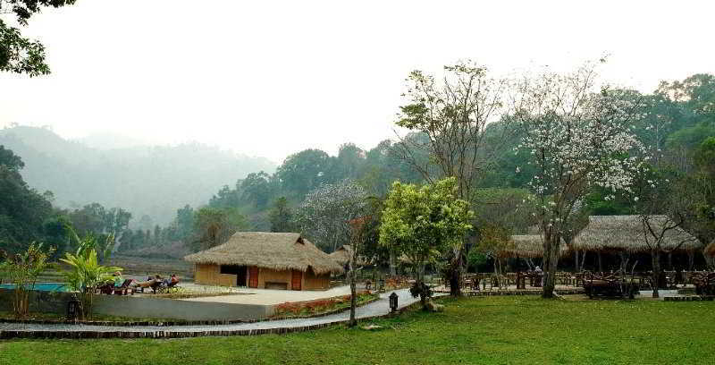 Hmong Hilltribe Lodge Mae Rim Εξωτερικό φωτογραφία